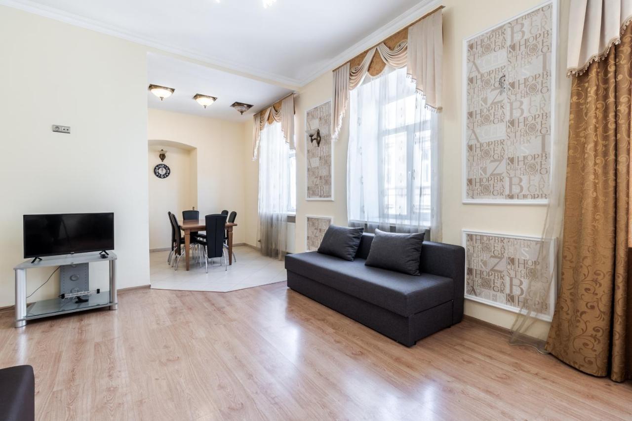 Fedorova Apartment Λβιβ Εξωτερικό φωτογραφία